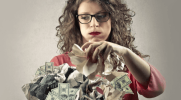 женщина, деньги, мусор