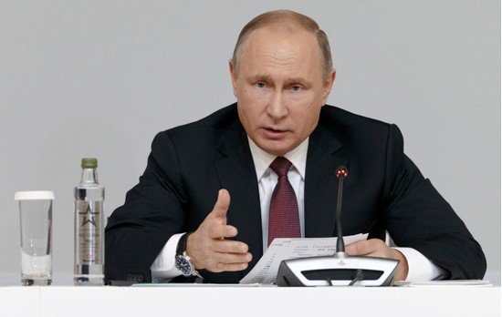 Президент Владимир Путин рассказал, как прожить на 10 000 рублей