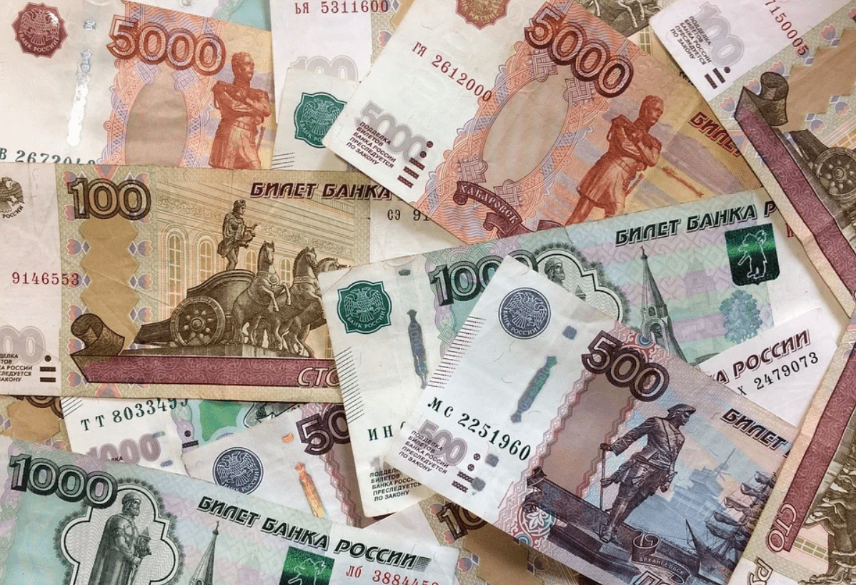 Россияне хотят, чтобы государство платило им 25 000 ежемесячно