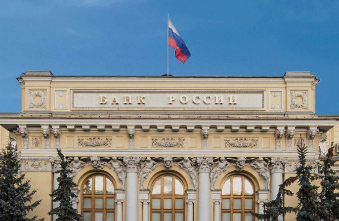 Банк России вдвое увеличил продажи валюты
