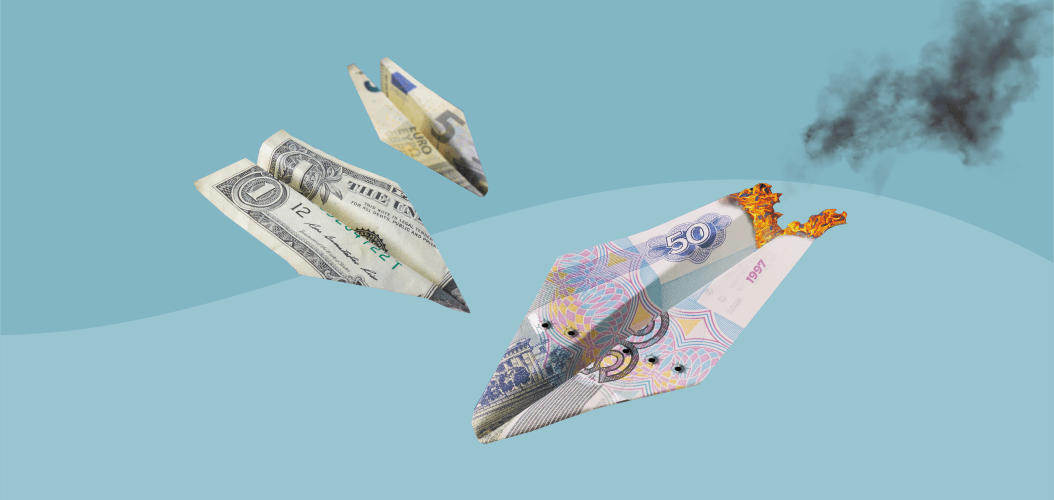 Рубль на виражах: скупать валюту еще рано или уже поздно?