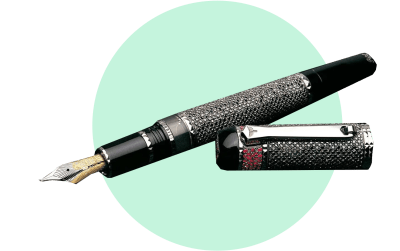 Перьевая ручка с черными бриллиантами