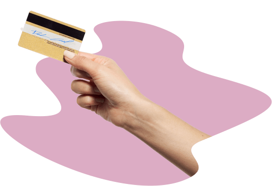 Рука с кредитной картой