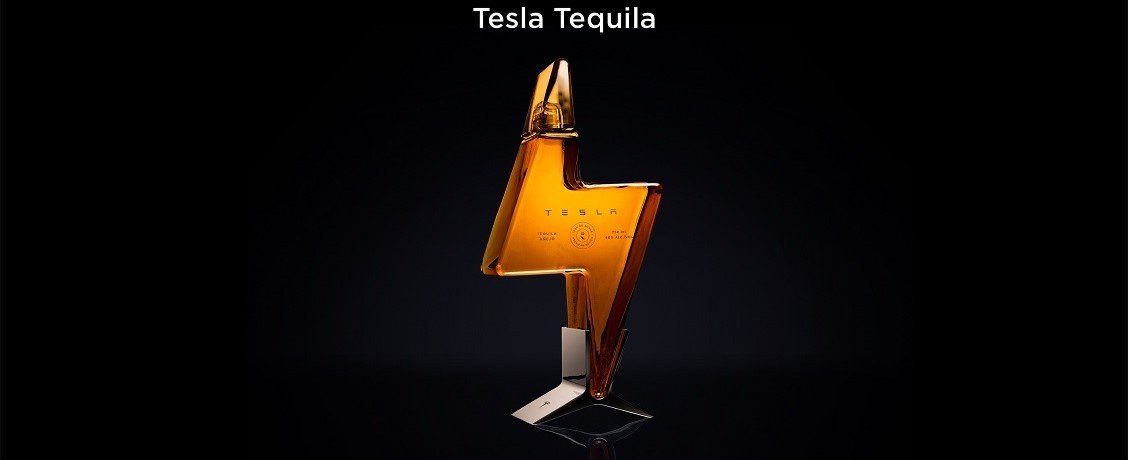Илон Маск начал выпускать текилу под брендом Tesla