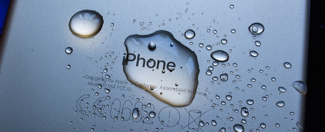 Apple заплатит 10 млн евро за недостоверную рекламу iPhone