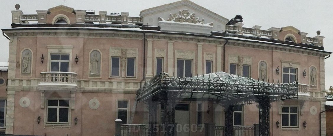 Самый дорогой дворец России можно взять в ипотеку