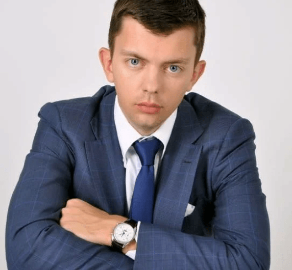 Илья Бутурлин, научный руководитель бизнес-инкубатора Финансового университета при Правительстве РФ