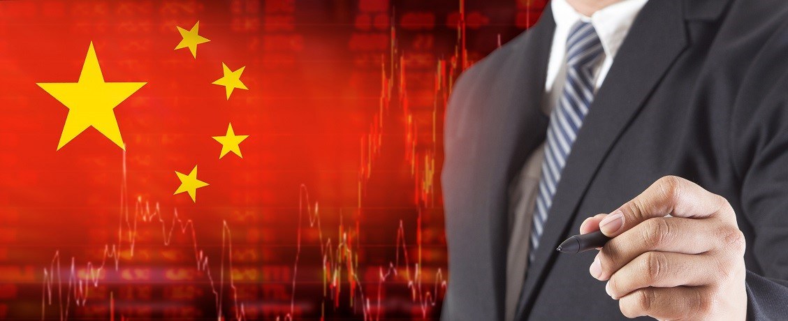 Рынок китайских акций обвалился после переизбрания Си Цзиньпина: чего ждать инвесторам