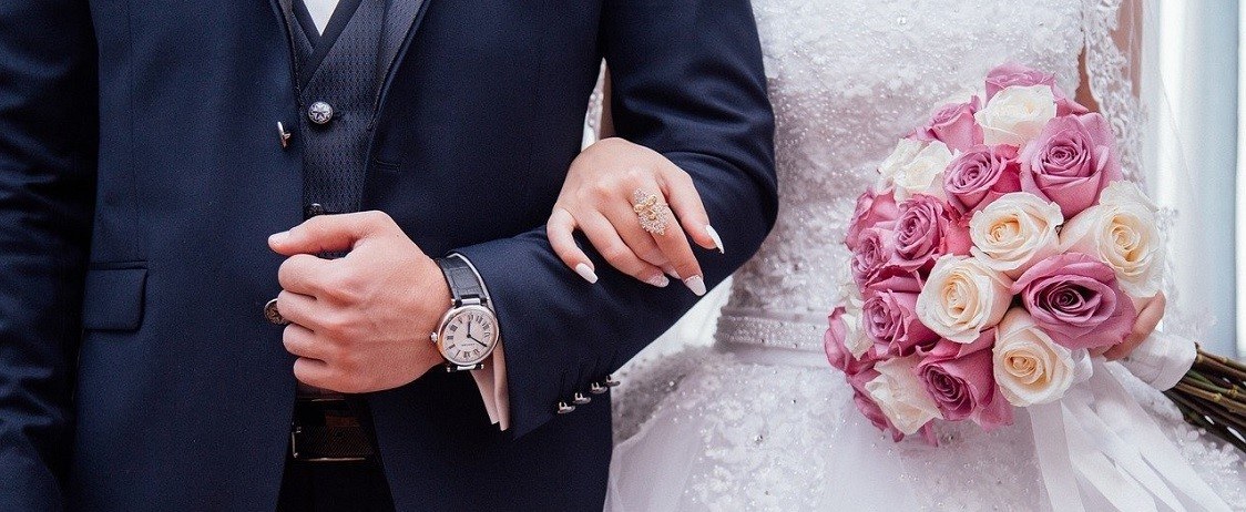 «Готовы экономить на гостях»: россияне назвали сумму трат на идеальную свадьбу
