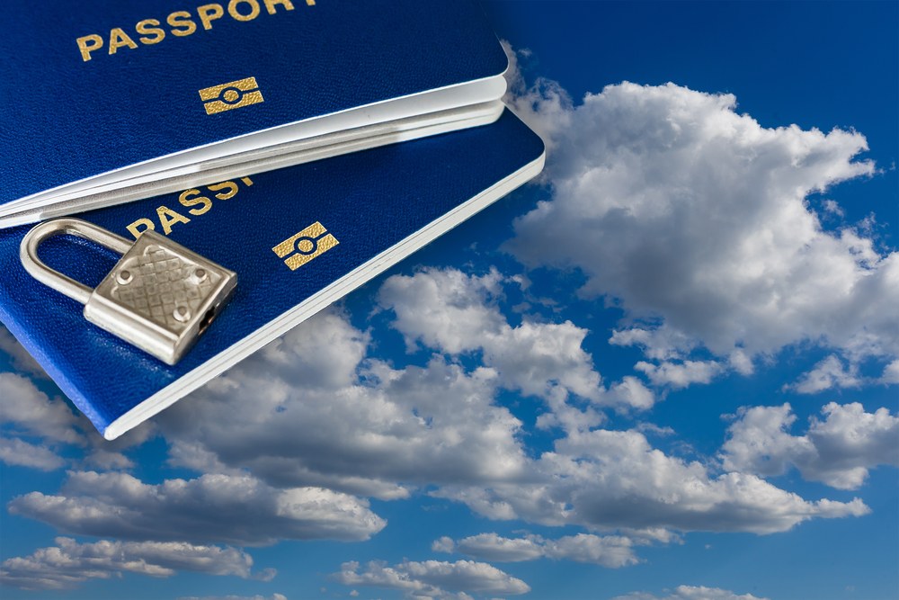 Минэк подсчитал прибыль бюджета от продажи «золотых паспортов»
