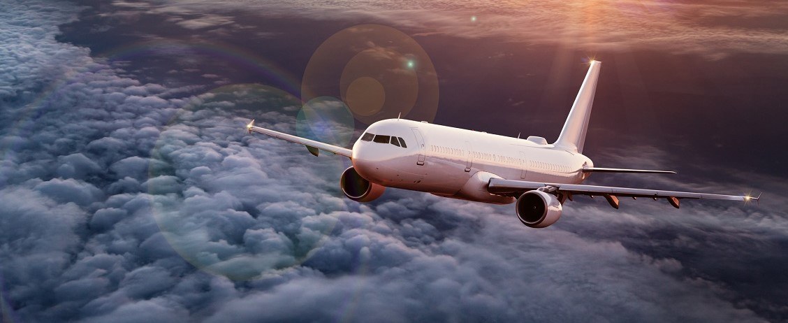Сервисы бронирования: авиакомпании снижают цены на перелеты внутри страны