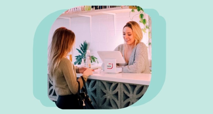 Оплата по QR-коду: что это и какому бизнесу подходит