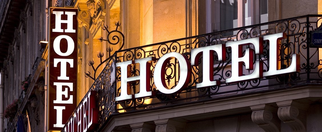Booking.com заставили перестать требовать от российских отелей согласовывать цены