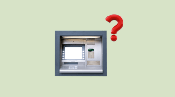 Банк России ограничил операции с валютой: пора ли спешить в банкоматы снимать деньги