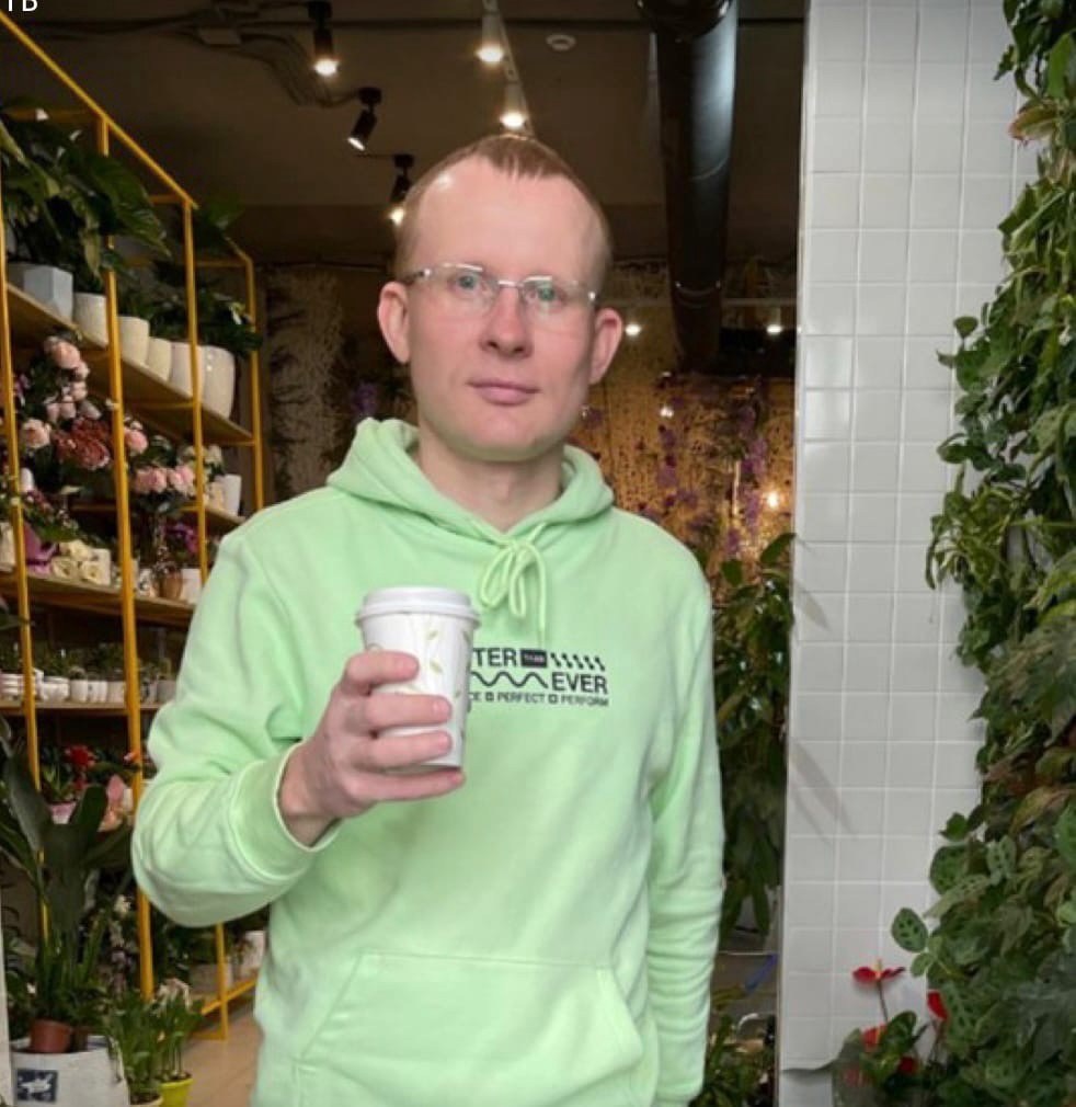 Дмитрий Пономарев, основатель франшизы кофеен самообслуживания PROSTO barista (Тюмень), резидент коворкинга name
