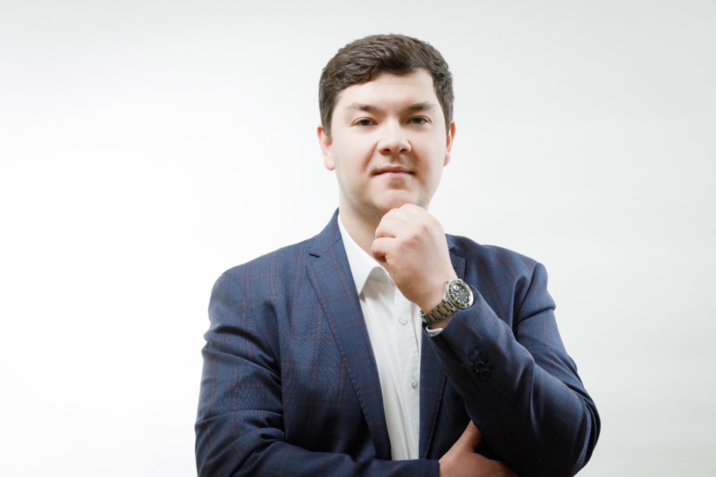 Александр Никулин, директор по продажам крупнейшего майнинг-пула в Восточной Европе EMCD