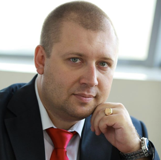 Дмитрий Мазанов, представитель компании Arbitroom