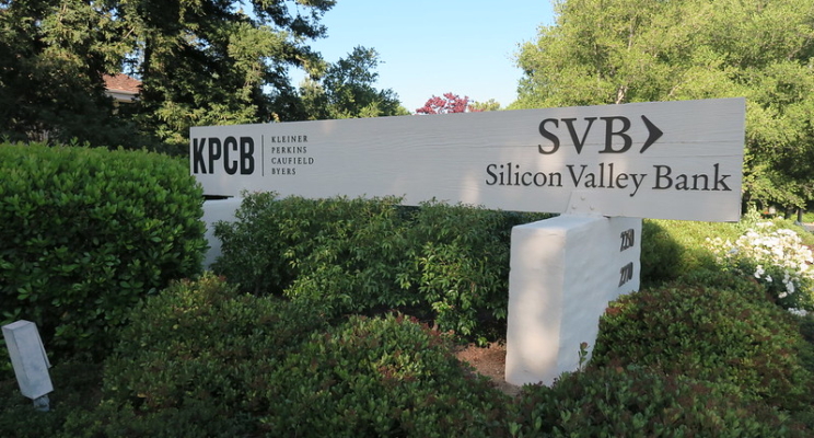 Silicon Valley Bank обанкротился