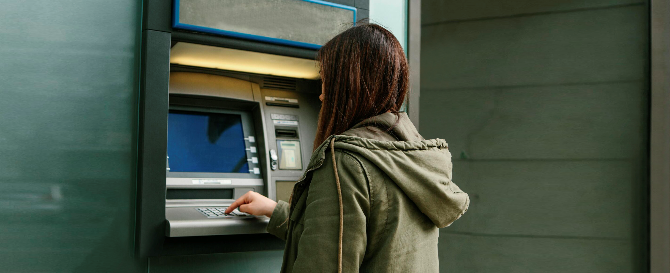 Топ-5 способов украсть ваши деньги через банкомат