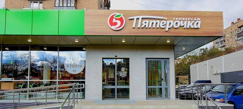 Бизнесмены стали отказываться от магазинов одежды в пользу продуктовых